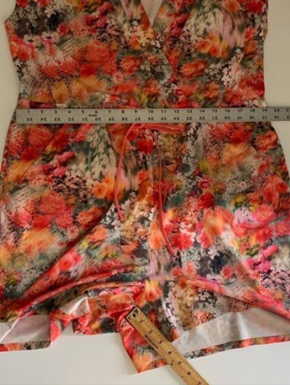 Athleta Marlow Floral Romper Large Tie Waist V Neck Cap Sleeve - Picture 12 of 15